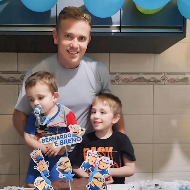 Emprego de babá em Colombo: Fernando jung