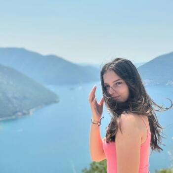 Babysitter in Niš: Julija