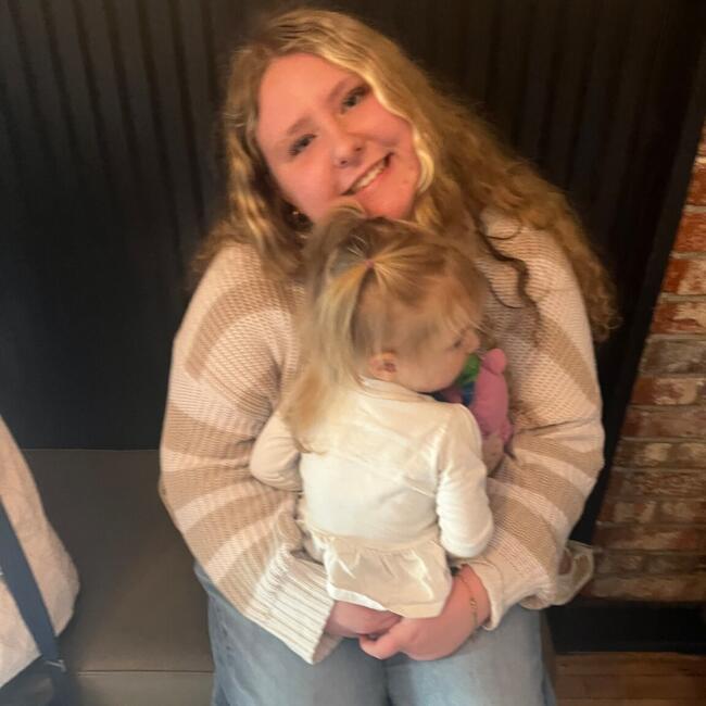 Babysitter in City of Saint Peters: Riley