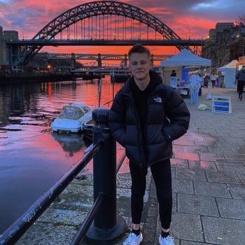 Babysitter Newcastle upon Tyne: Lewis