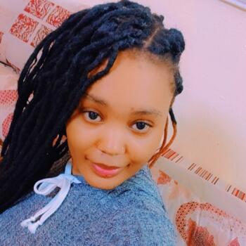 Babysitter in Riyadh: Ivy