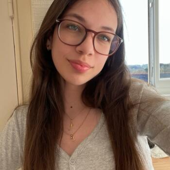 Babysitter in Lannion: Laila