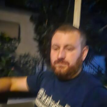 Babysitting job in Skopje: babysitting job Dejan