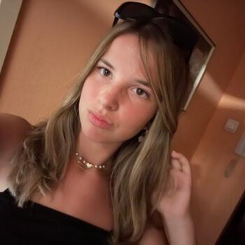 Babysitter in Ixelles-Elsene: Anais