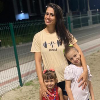 Babysitter Joinville: Sara