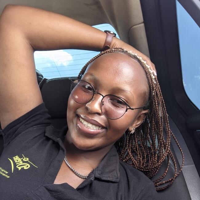 Babysitter in Nairobi: Sonia