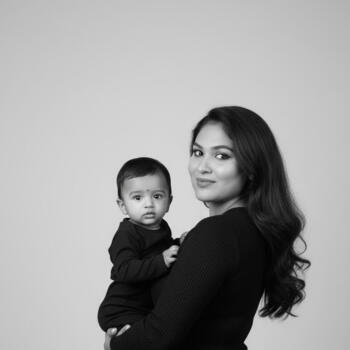 माता-पिता बंगलौर: Nivedhitha