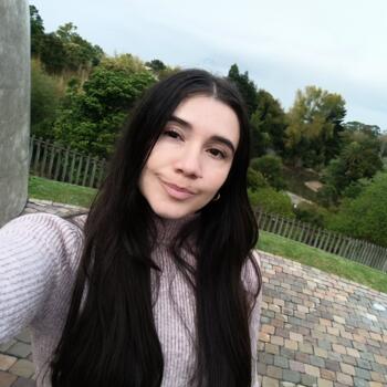 Babysitter in Auckland: Belen