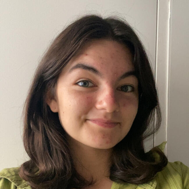 Babysitter in Angers: Marie