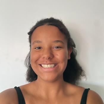 Niñera en Villeneuve-d'Ascq: Olivia