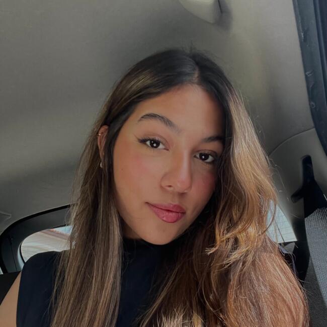 Babá em Valinhos: Heloise