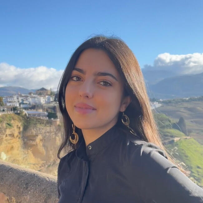 Babysitter a Genova: Lucía