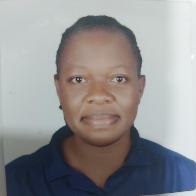 جليسة أطفال في الدوحة: Constance