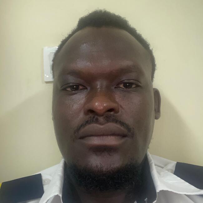 Babysitter in Doha: Alongu