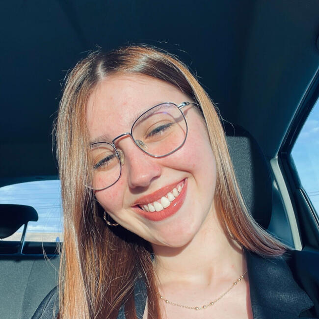 Babysitter in Marinha Grande: Lara