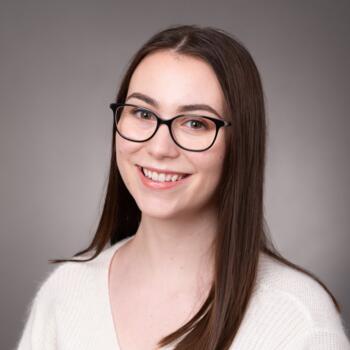 Babysitter in Dunedin: Summer