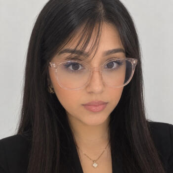 Babysitter in Paris: Yasmine