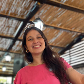 Emprego de babá em Navegantes: emprego de babá Bianca