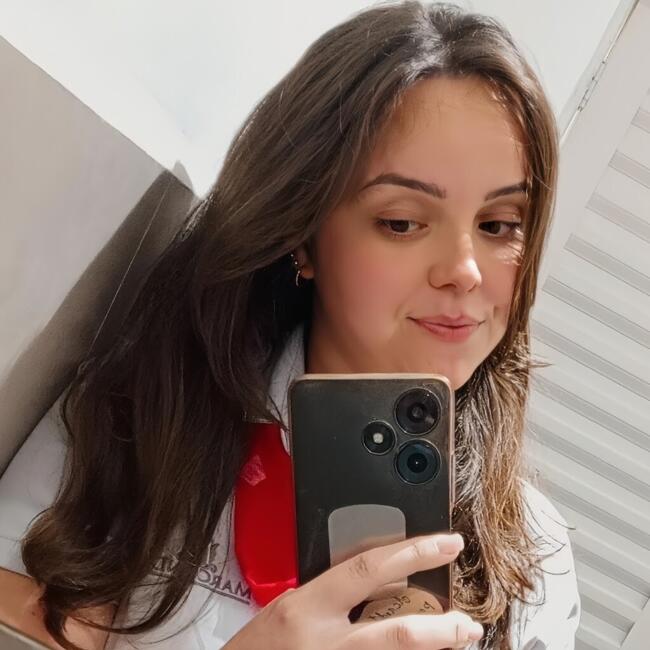 Babysitter in Valinhos: Camila