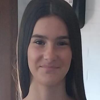 Babysitter Voulangis: Lea