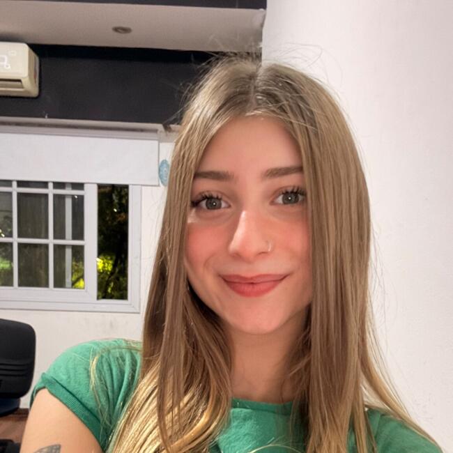Babysitter in Caseros (Buenos Aires): Catalina