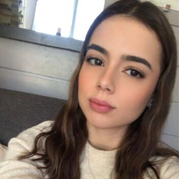 Babysitter in Agen: Elisa