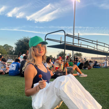 Babysitter Friendswood: Harlow