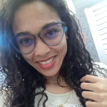 Babysitter in Salvador: Franciane