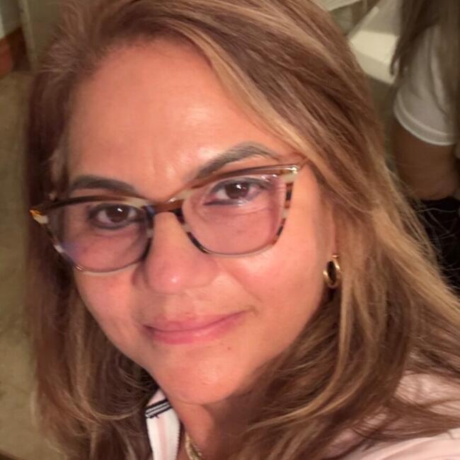 Babysitter in Miami: Luz Adriana