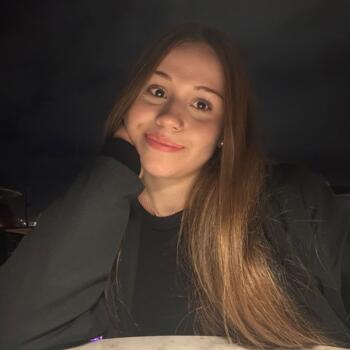 Babysitter in Seville: Clara