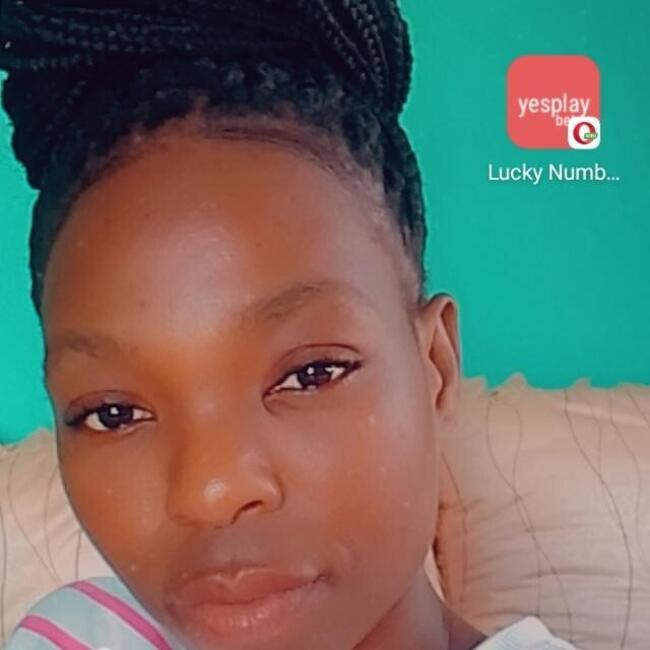 Babysitter in Helleville: Zinhle