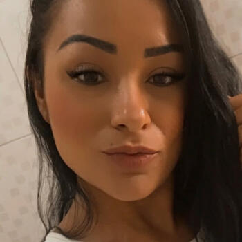 Babysitting job in Juiz de Fora: babysitting job Valeria