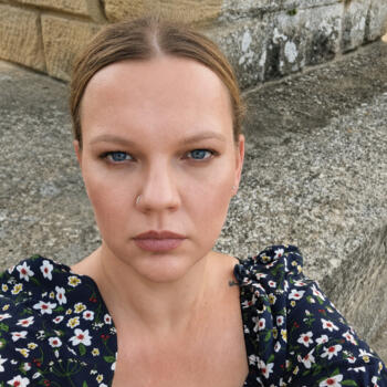 Childminder job in La Ferté-Saint-Aubin: babysitting job Ophelie