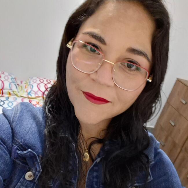 Niñera en Santo Domingo de los Colorados: YOJAHANA