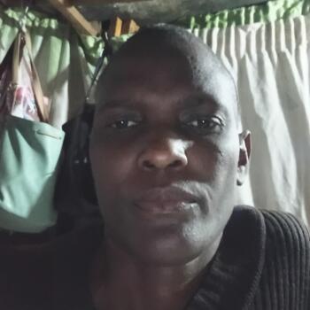 Babysitter in Boksburg: Onismah