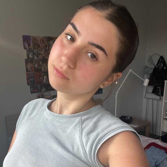 Babysitter in Nantes: Victoria