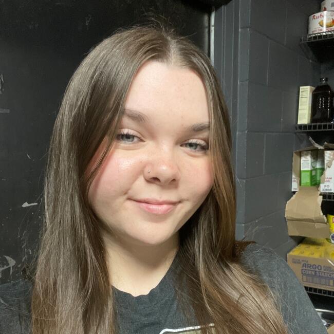 Babysitter in Willoughby: Barbara