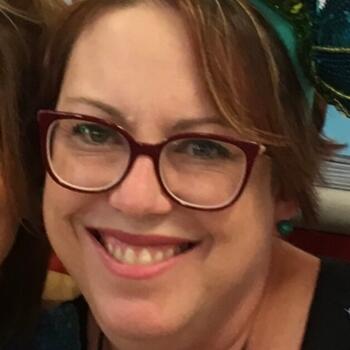 Babysitter in Hobart: Nikki