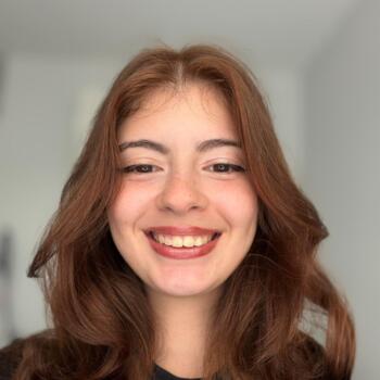 Babysitter em Dublin: Isabela