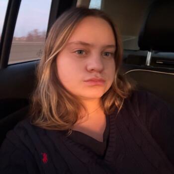 Babysitter Mouscron: Ines