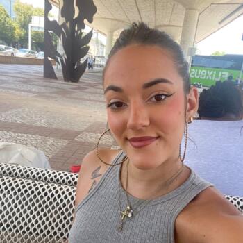 Babysitter in Covilha: Adriana