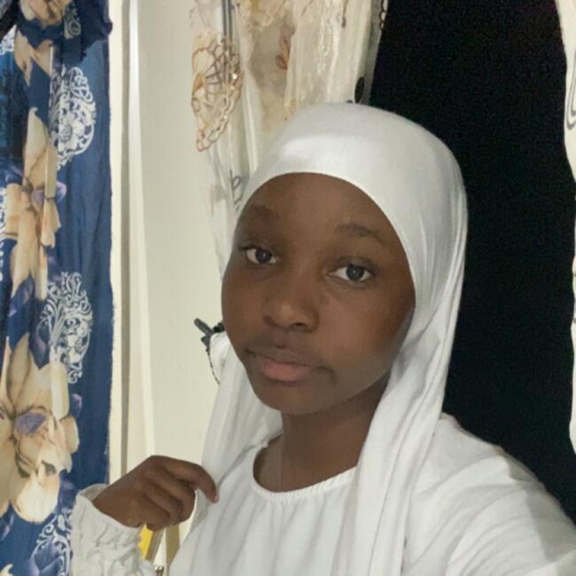 Babysitter in Toulouse: Chaissina