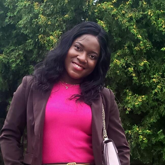 Barnvakt i Esbo: Etongwe