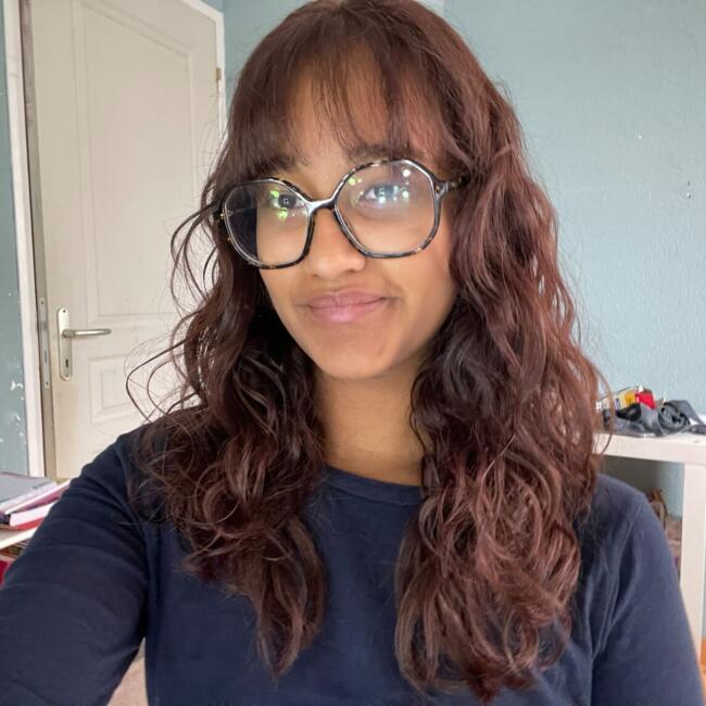 Babysitter in Saint-Léger-des-Bois: Anaé