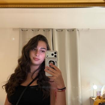 Babysitter in Alençon: Louna