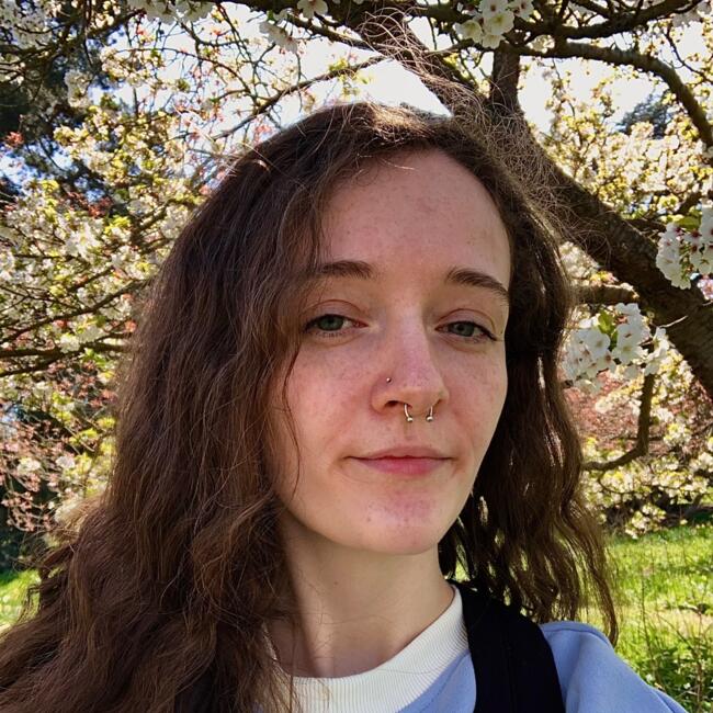 Babysitter in Watford: Chloe