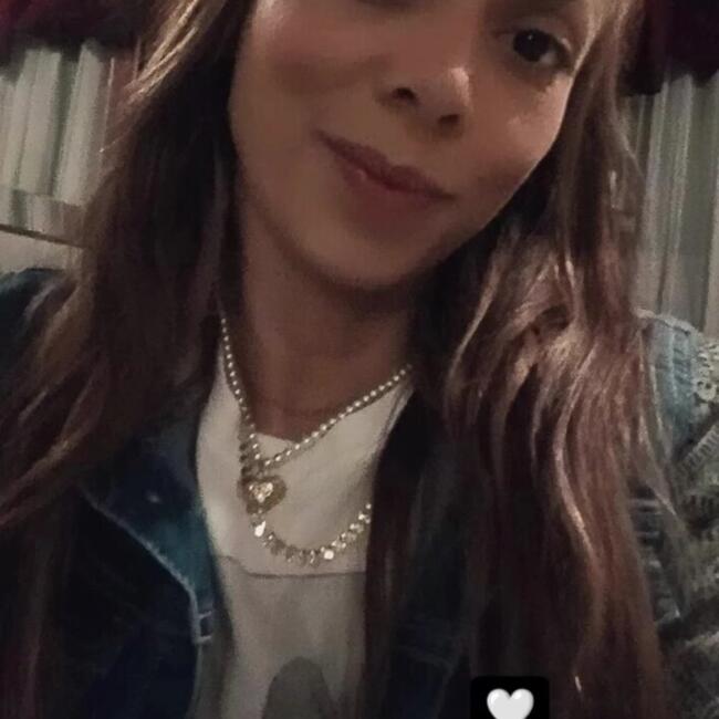 Babysitter in Grecia: Dayana Maria