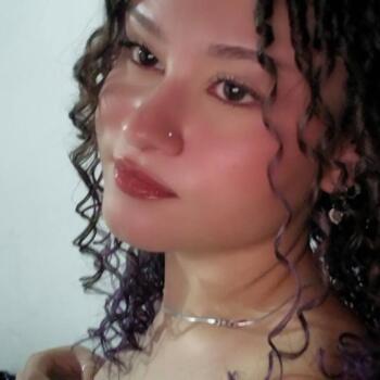 Babá em Osasco: Thalia