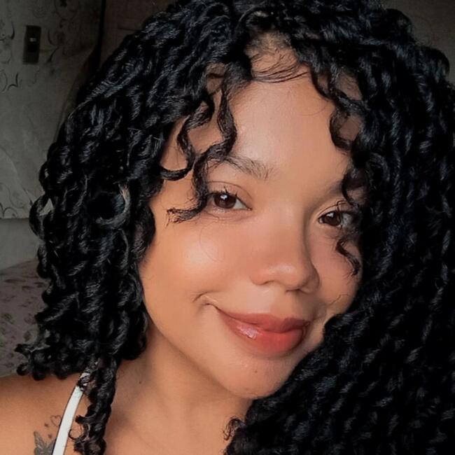 Babysitter in Goiânia: Larissa