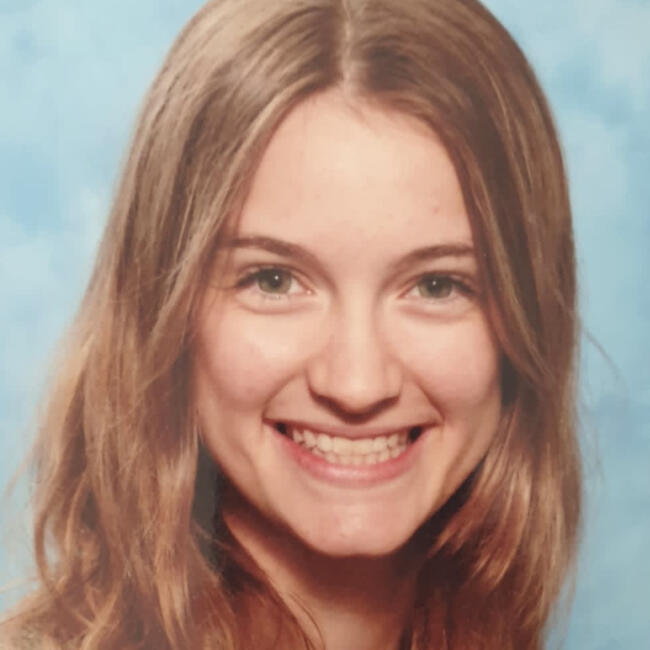 Babysitter in Nîmes: Mona